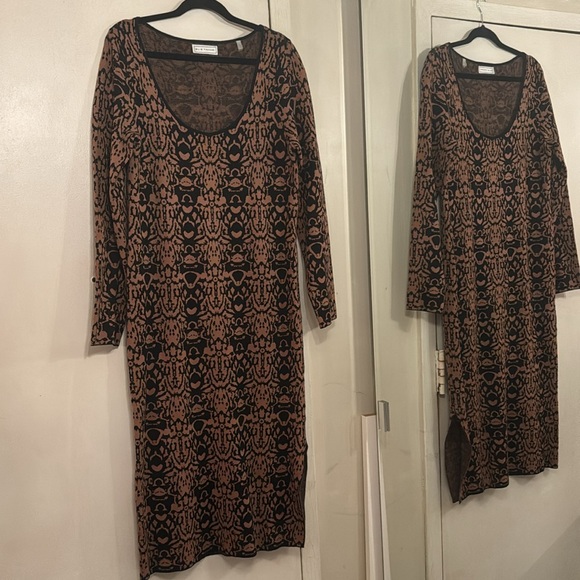 ELIE TAHARI gorgeous sweater dress in a brown/black knit print- like new in Sz.L - Picture 9 of 10